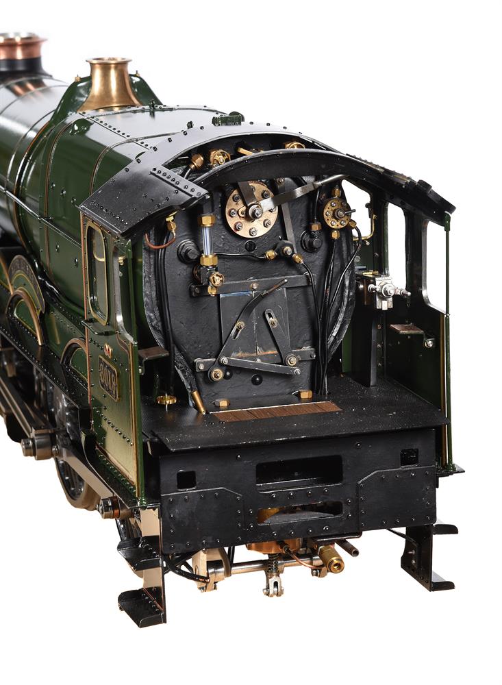 An exhibition standard 5 inch gauge model of the Great Western Railway 4-6-0 King Class tender locom - Image 3 of 4