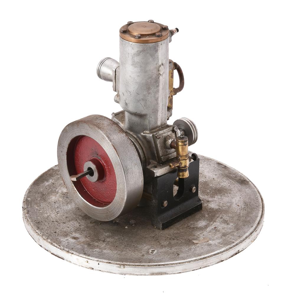 A small well engineered model of a 'Hubbard' vertical single cylinder engine - Image 3 of 3