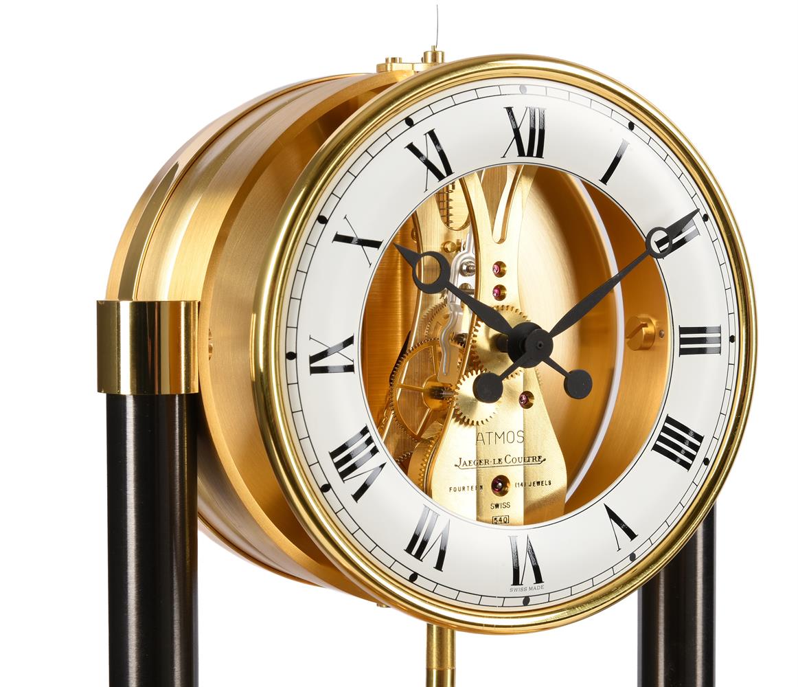 A GILT AND OXIDISED BRASS 150 YEAR ANNIVERSARY ATMOS TIMEPIECE - Image 3 of 7