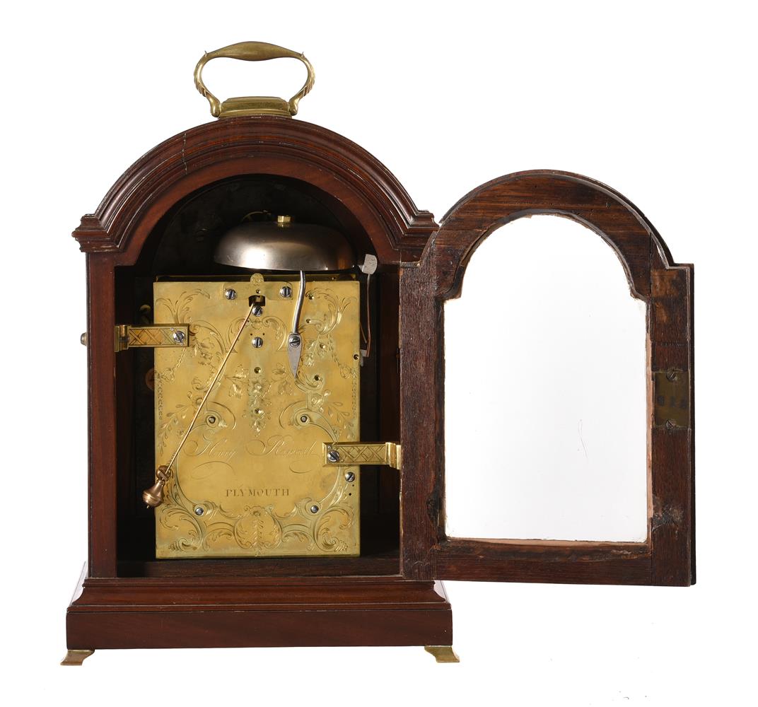 A GEORGE III BRASS MOUNTED MAHOGANY TABLE CLOCK - Image 2 of 3