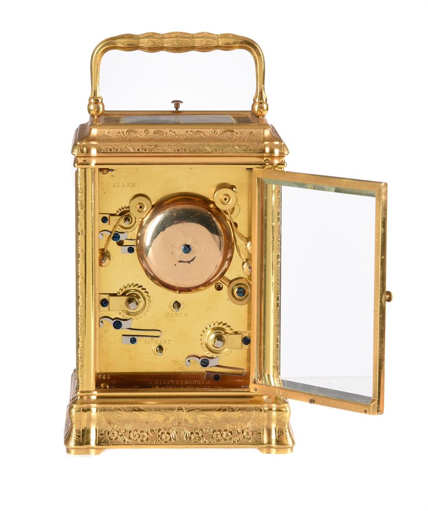 A FINE FRENCH ENGRAVED GILT BRASS GORGE CASED GRANDE SONNERIE STRIKING ALARM CARRIAGE CLOCK - Image 3 of 4