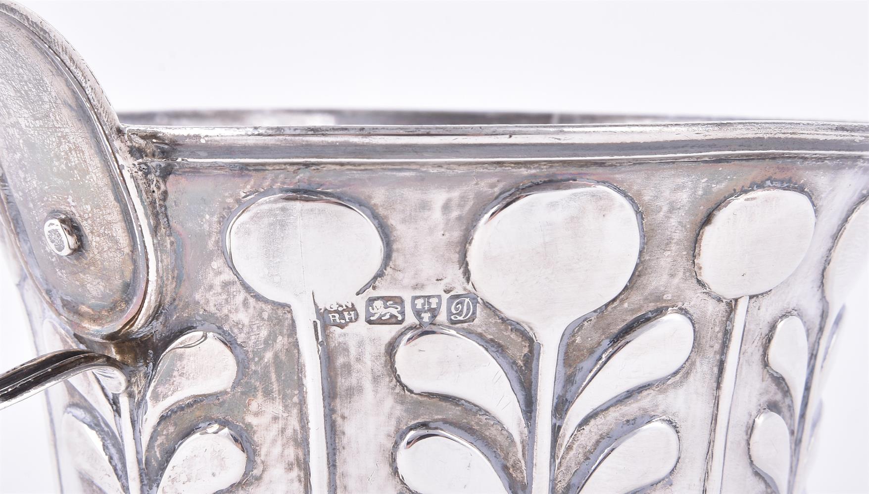 An Edwardian silver reproduction of an ancient classical cup by George Nathan & Ridley Hayes - Image 2 of 2