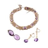 An early 20th century amethyst gate link bracelet