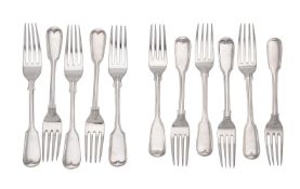 Ten silver fiddle and thread pattern forks