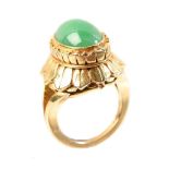 A jadeite and gold coloured dress ring