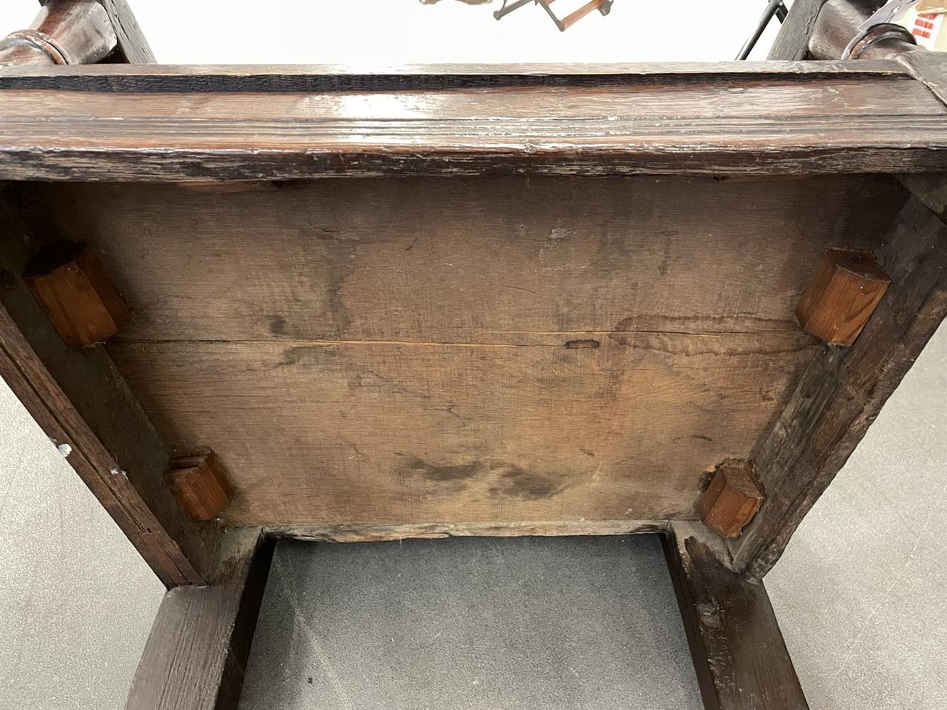 A 17th century and later oak 'wainscot' armchair - Image 13 of 14