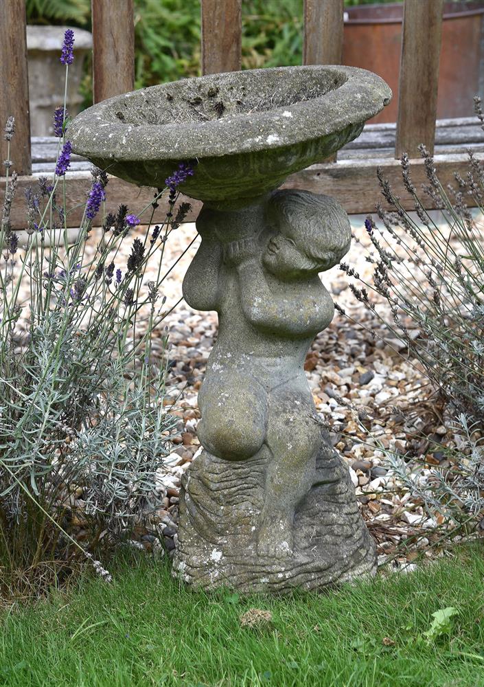 A composition stone fountain or bird bath - Image 2 of 2