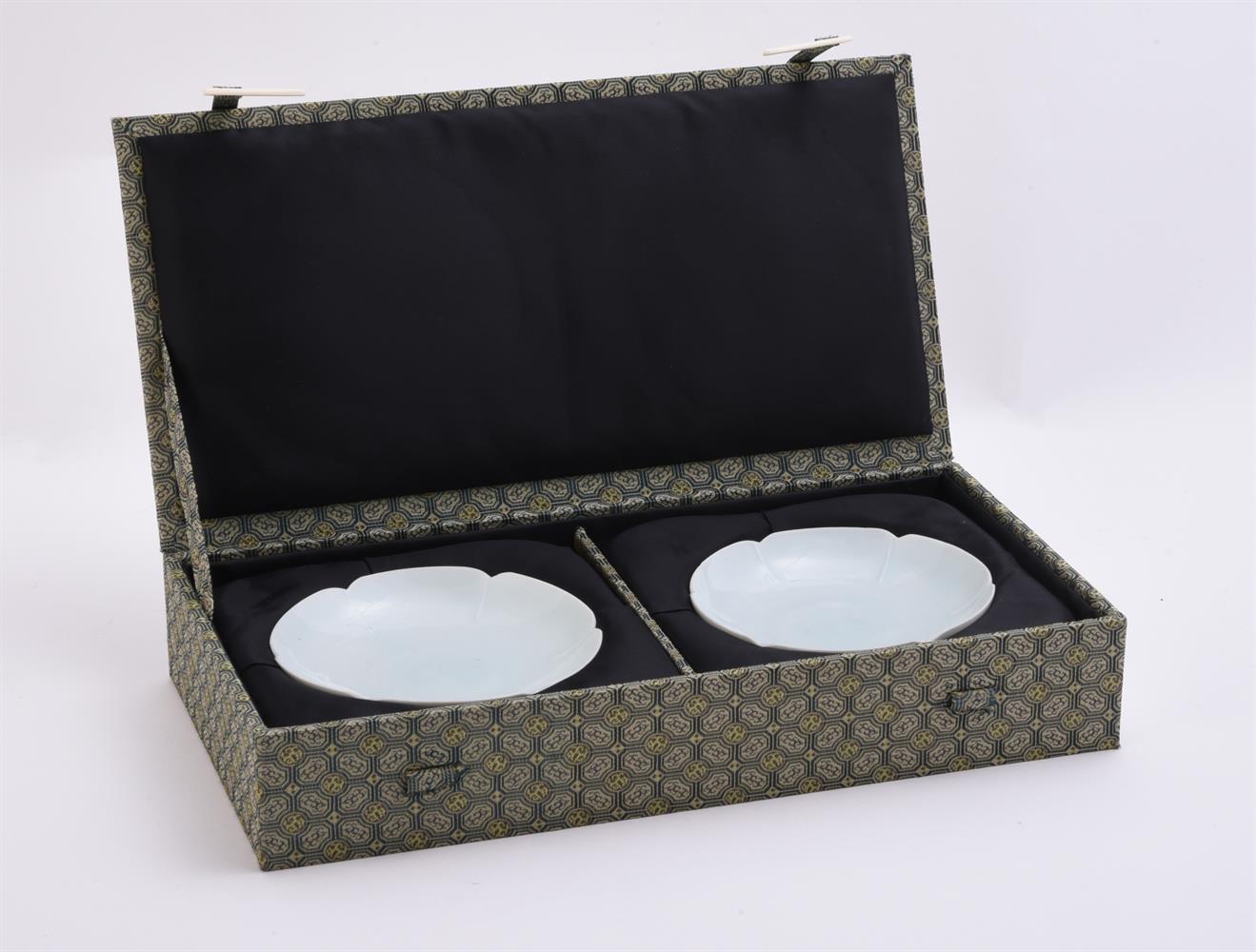 A pair of small Chinese qingbai foliate dishes - Image 7 of 8