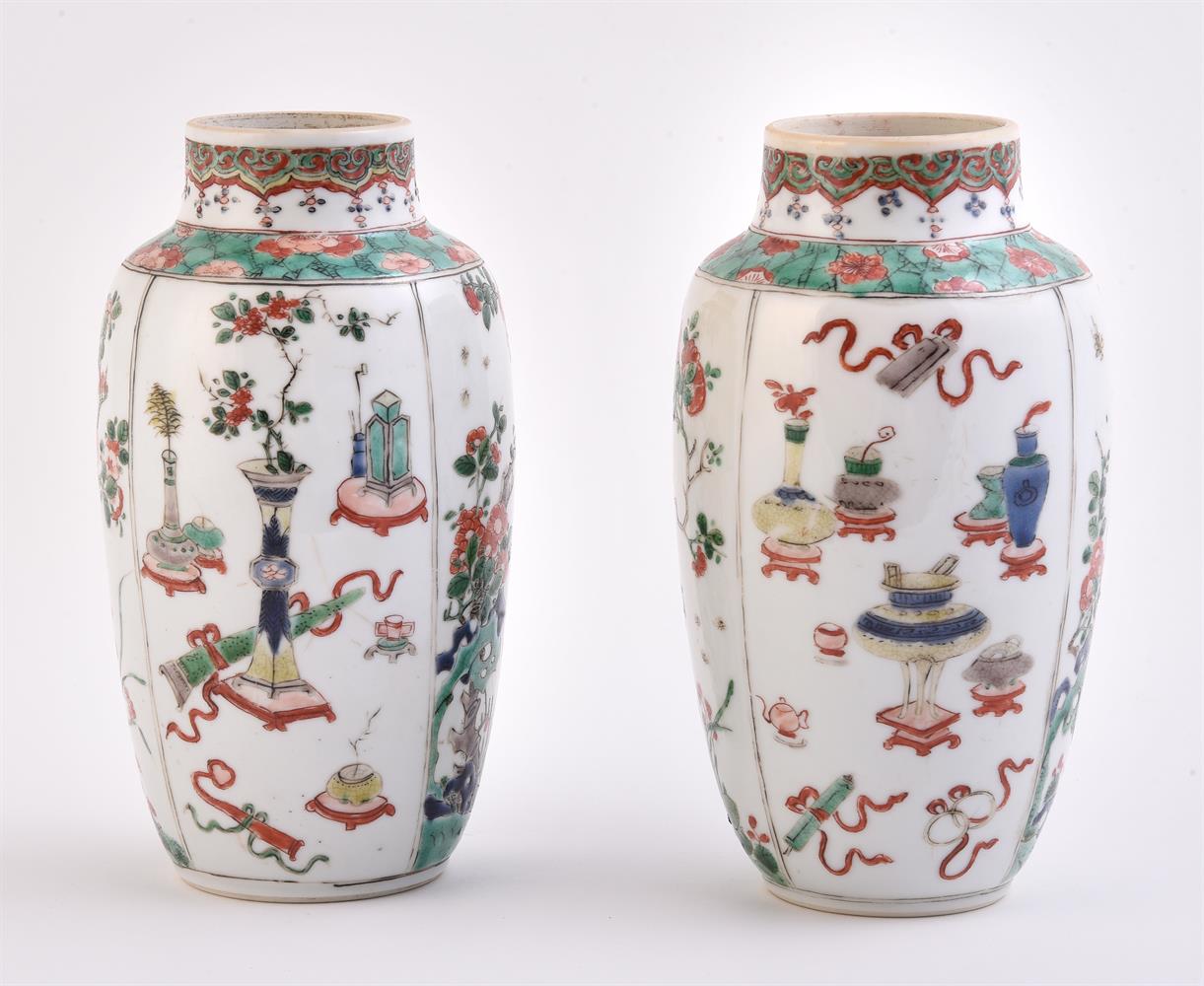 A near pair of Chinese Famille Verte vases - Image 2 of 4