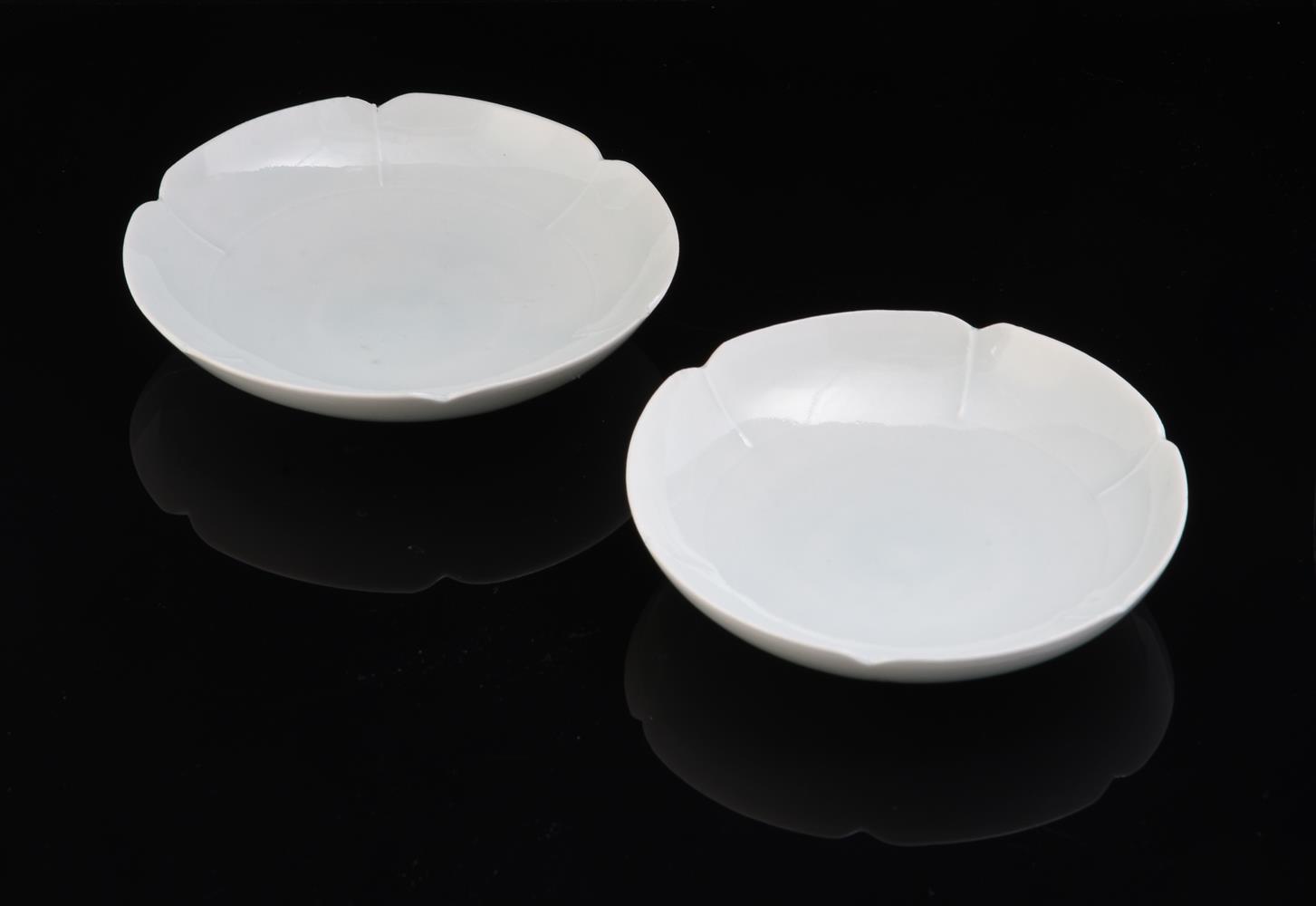 A pair of small Chinese qingbai foliate dishes - Image 2 of 8