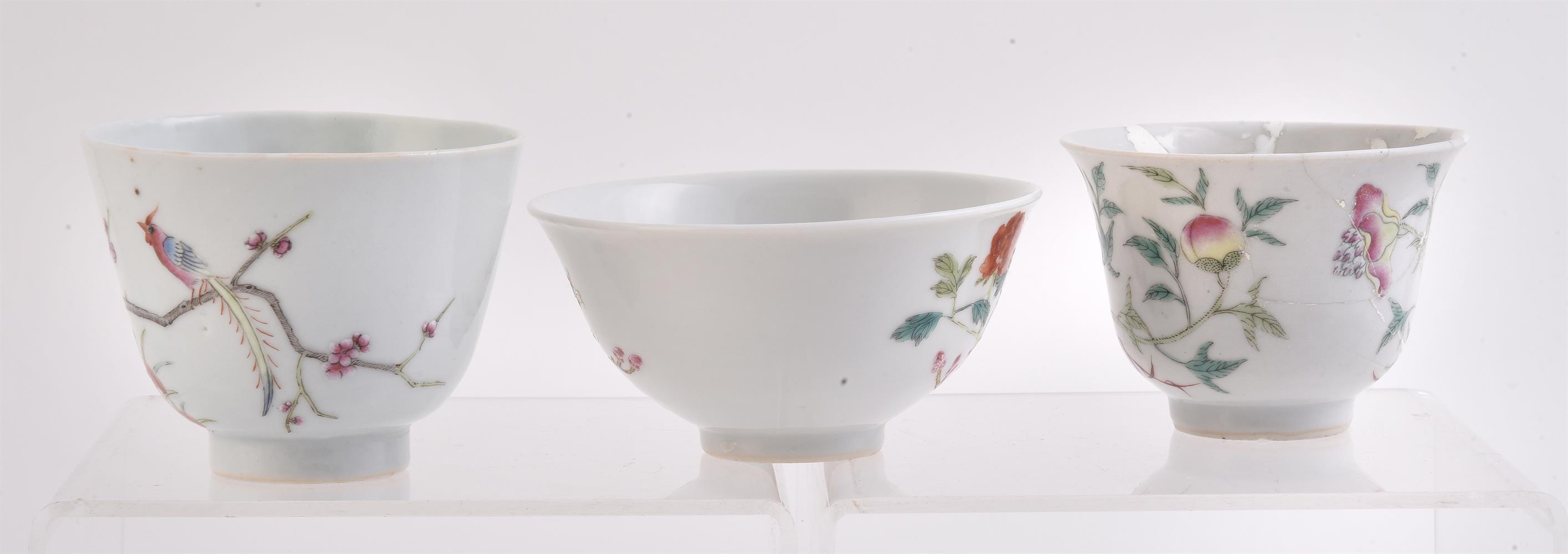 Two Chinese famille rose cups - Image 2 of 5