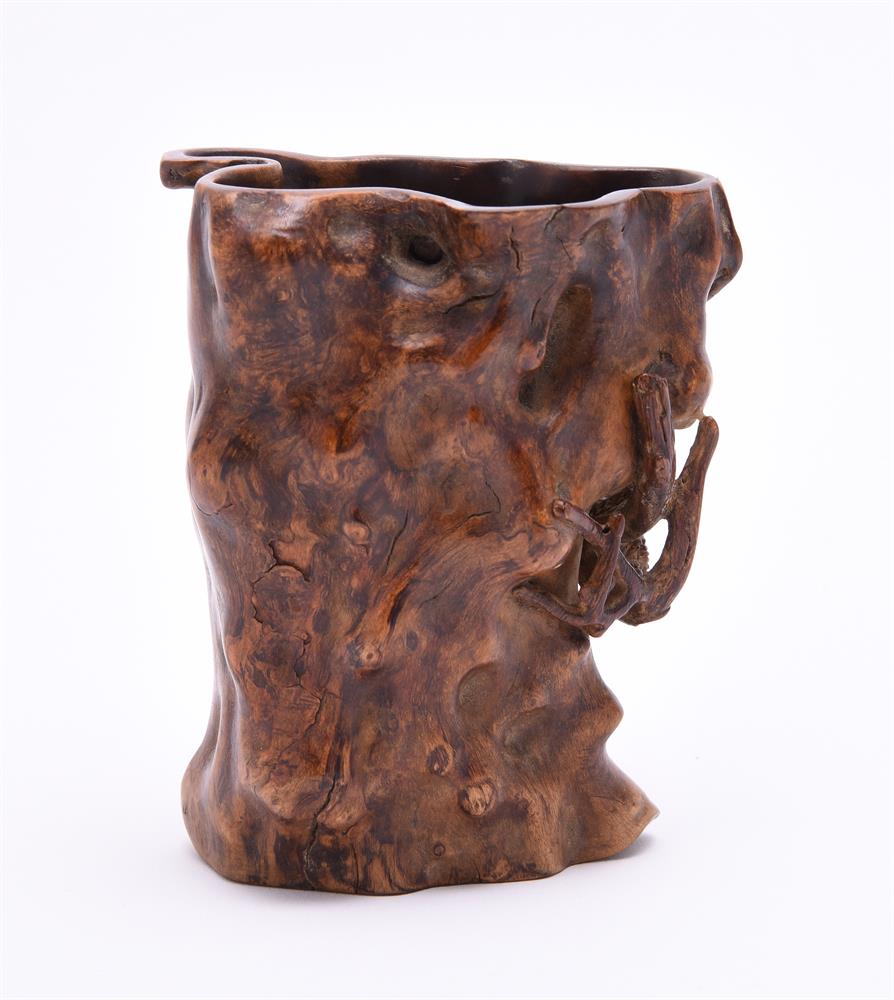 A Chinese boxwood inlaid aloeswood brushpot - Image 2 of 6