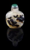 A Chinese shadow agate snuff bottle