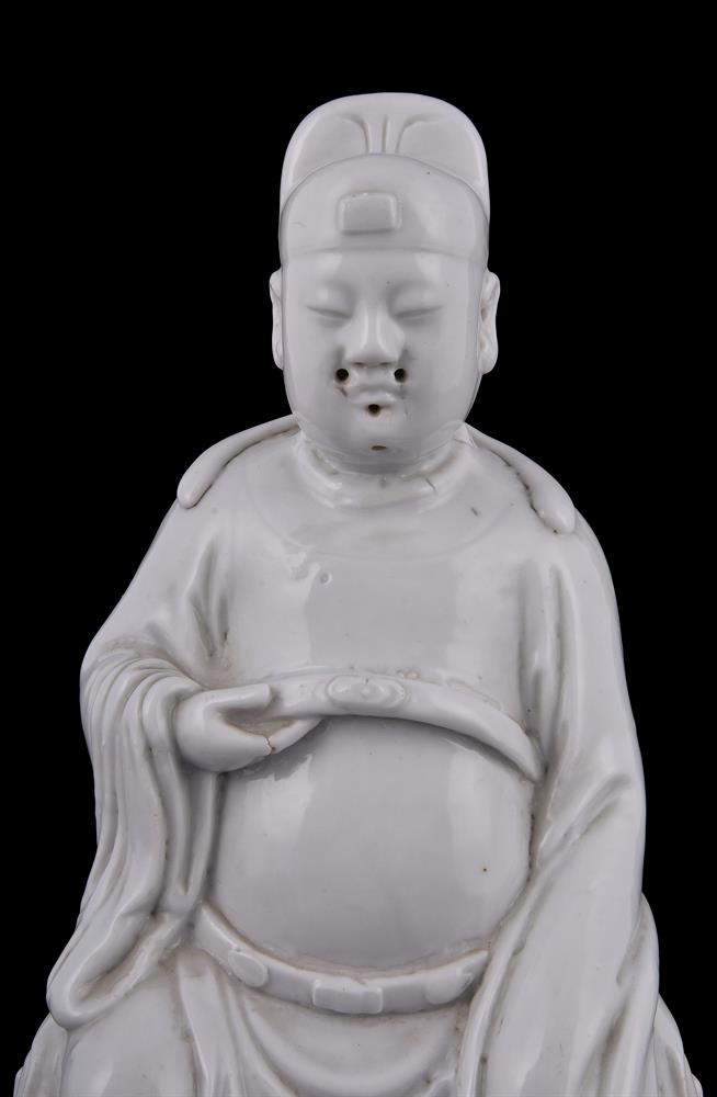 A Chinese Dehua figure of Wenchang - Image 2 of 7