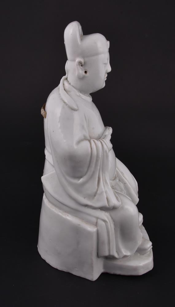 A Chinese Dehua figure of Wenchang - Image 6 of 7