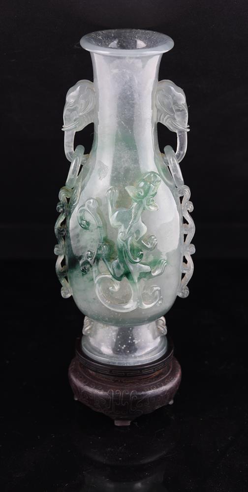 A Chinese green hardstone 'Dragon' vase - Image 3 of 5