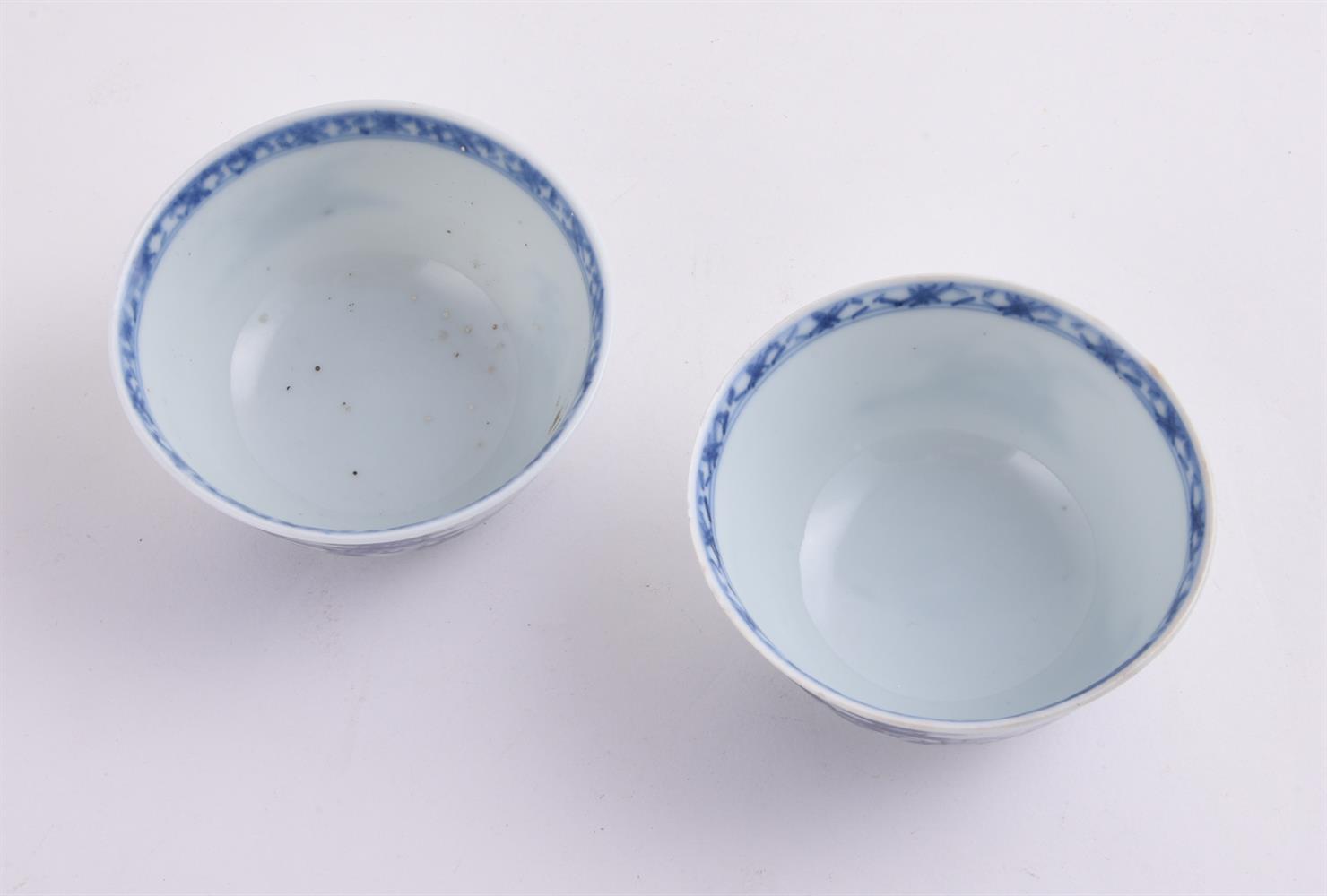 A group of Chinese 'Nanking Cargo' porcelain - Image 10 of 12