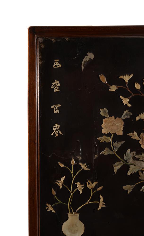 A pair of Chinese hardwood screens with hardstone inlay - Image 3 of 14