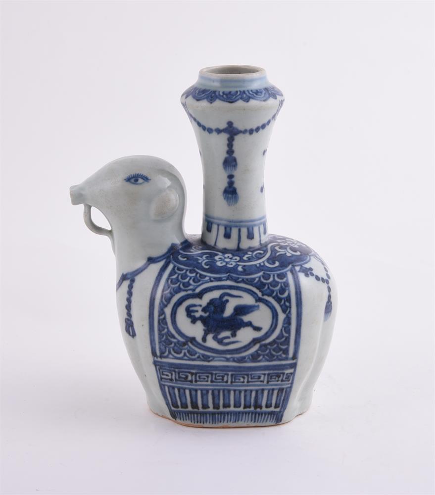 A Chinese blue and white kendi - Image 2 of 6