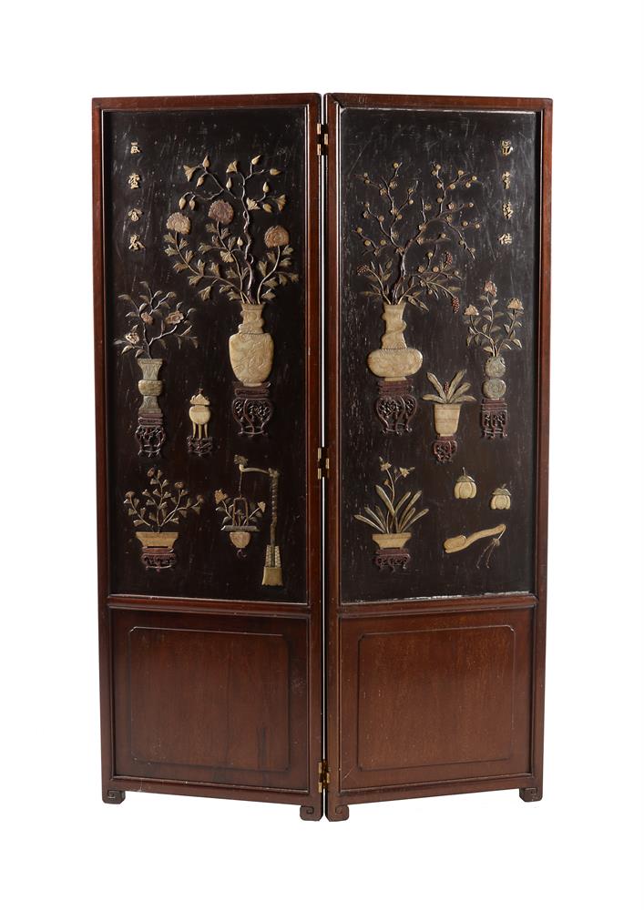 A pair of Chinese hardwood screens with hardstone inlay - Image 12 of 14