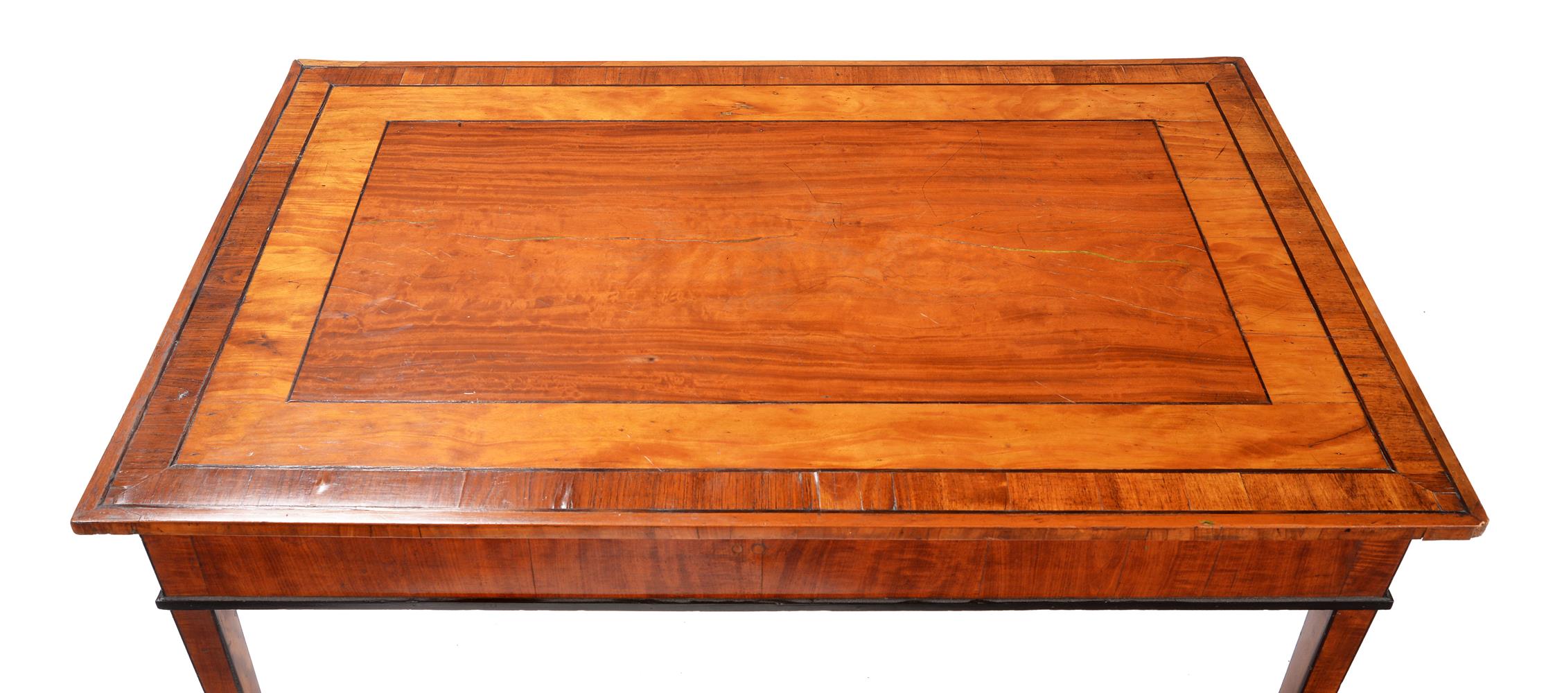 Y A satinwood, mahogany, and rosewood banded centre table - Image 2 of 2