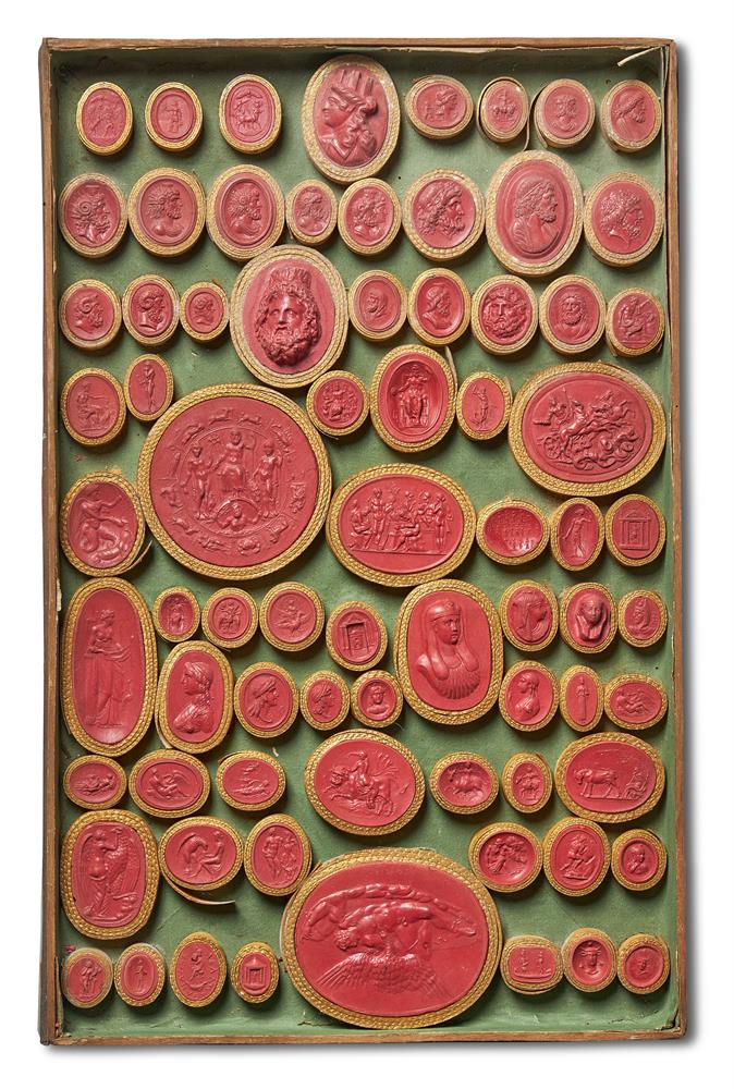 18 TRAYS OF CLASSICAL GRAND TOUR CAMEO IMPRONTE IN RED - Image 3 of 4