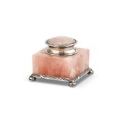AN EDWARDIAN SILVER AND ROSE QUARTZ SQUARE INKWELL BY WRIGHT & DAVIES (WILLIAM FREDERICK WRIGHT)