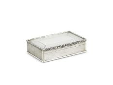 AN EARLY VICTORIAN SILVER RECTANGULAR SNUFF BOX BY EDWARD SMITH