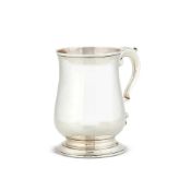 A GEORGE III SILVER BALUSTER MUG BY THOMAS WALLIS I