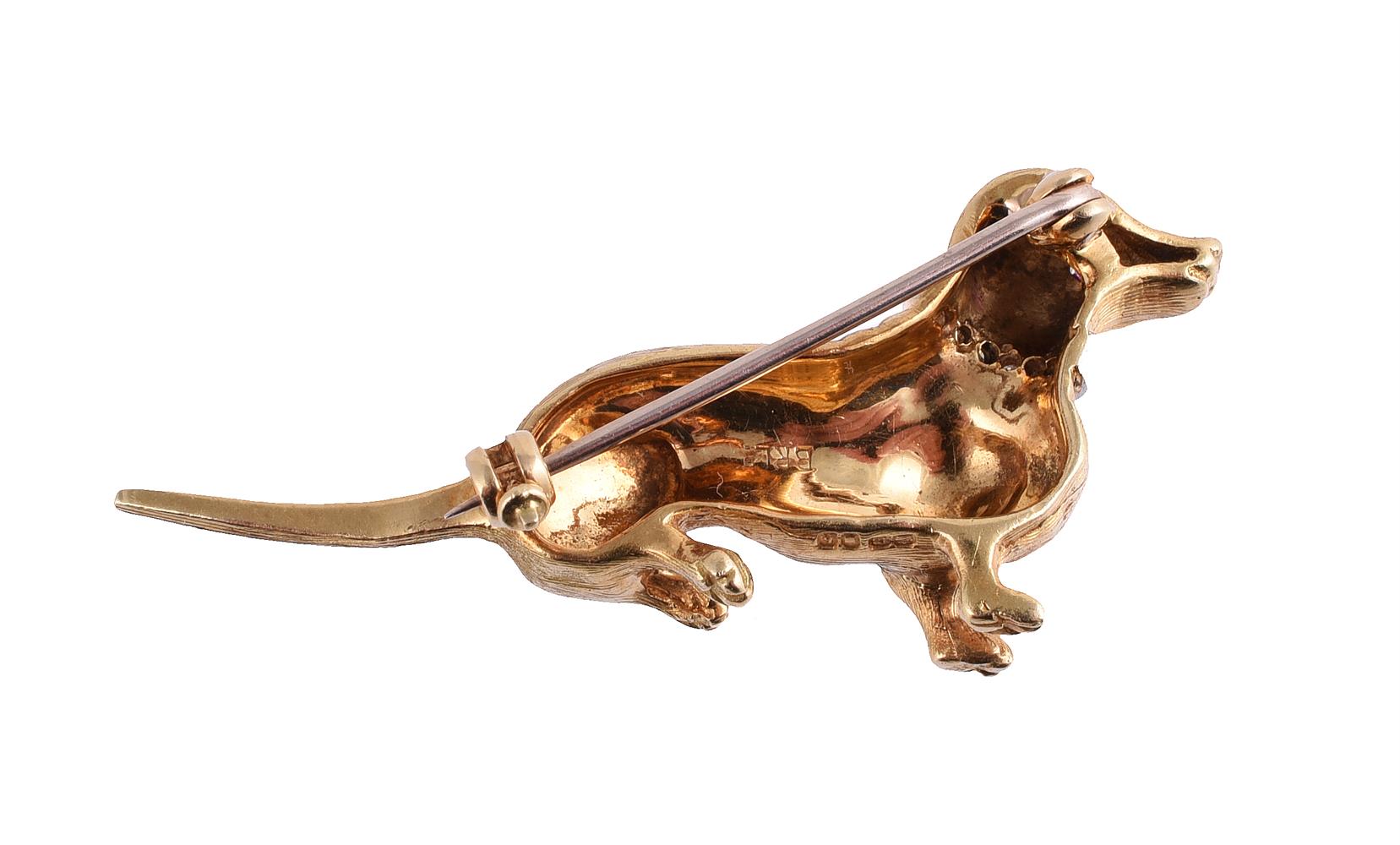 A 1960S 18 CARAT GOLD RUBY AND DIAMOND DACHSHUND BROOCH BY BEN ROSENFELD - Image 2 of 2