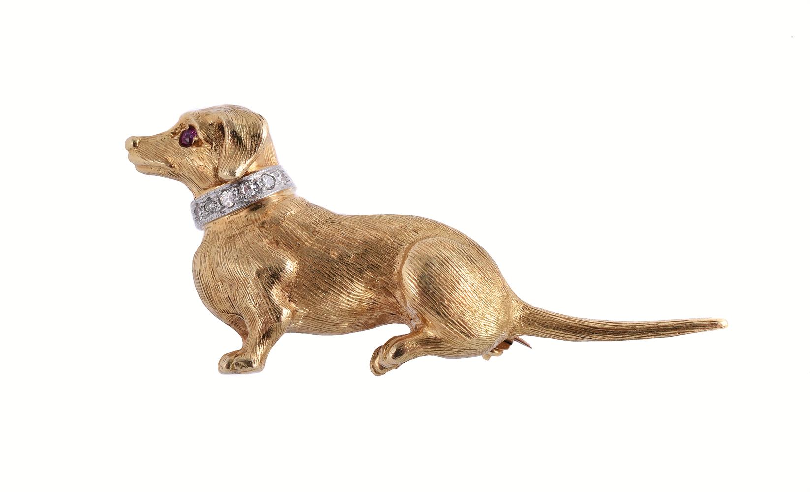A 1960S 18 CARAT GOLD RUBY AND DIAMOND DACHSHUND BROOCH BY BEN ROSENFELD