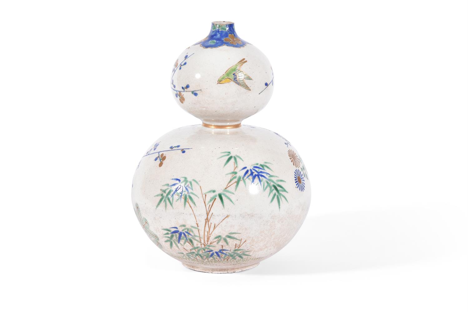 A JAPANESE PORCELAIN BOTTLE VASE MEIJI-TAISHO PERIOD - Image 8 of 11