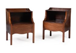 A PAIR OF GEORGE III MAHOGANY BEDSIDE TABLES, ATTIBUTED TO GILLOWS OF LANCASTER, CIRCA 1800