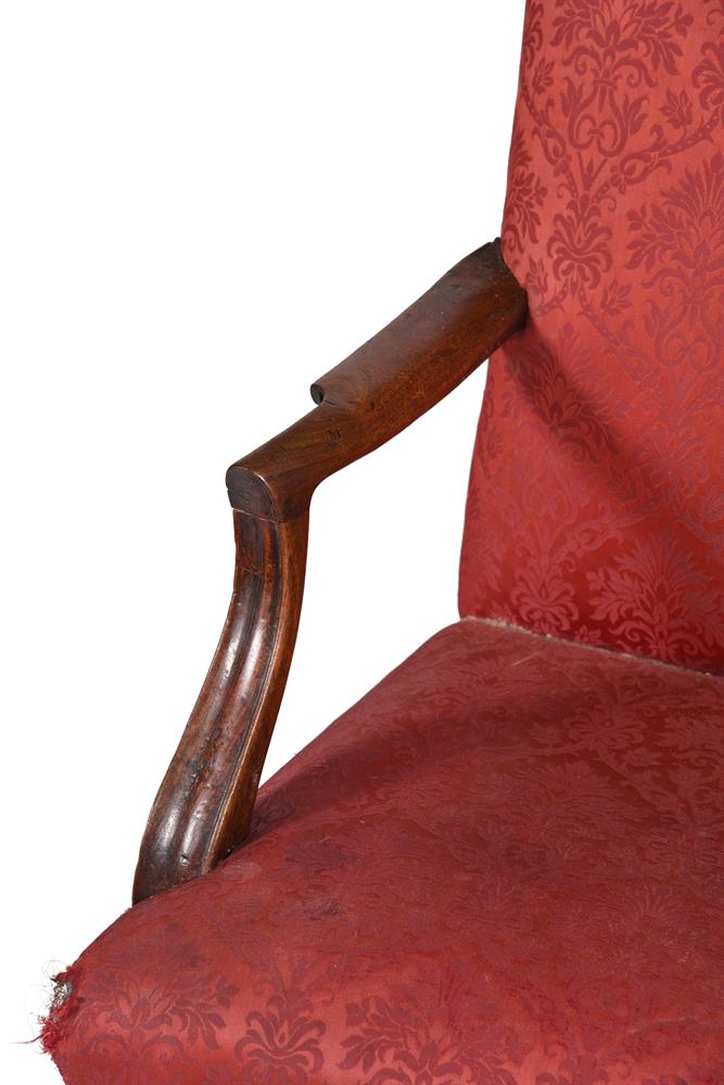 A PAIR OF GEORGE III MAHOGANY OPEN ARMCHAIRS, CIRCA 1780 - Image 4 of 7