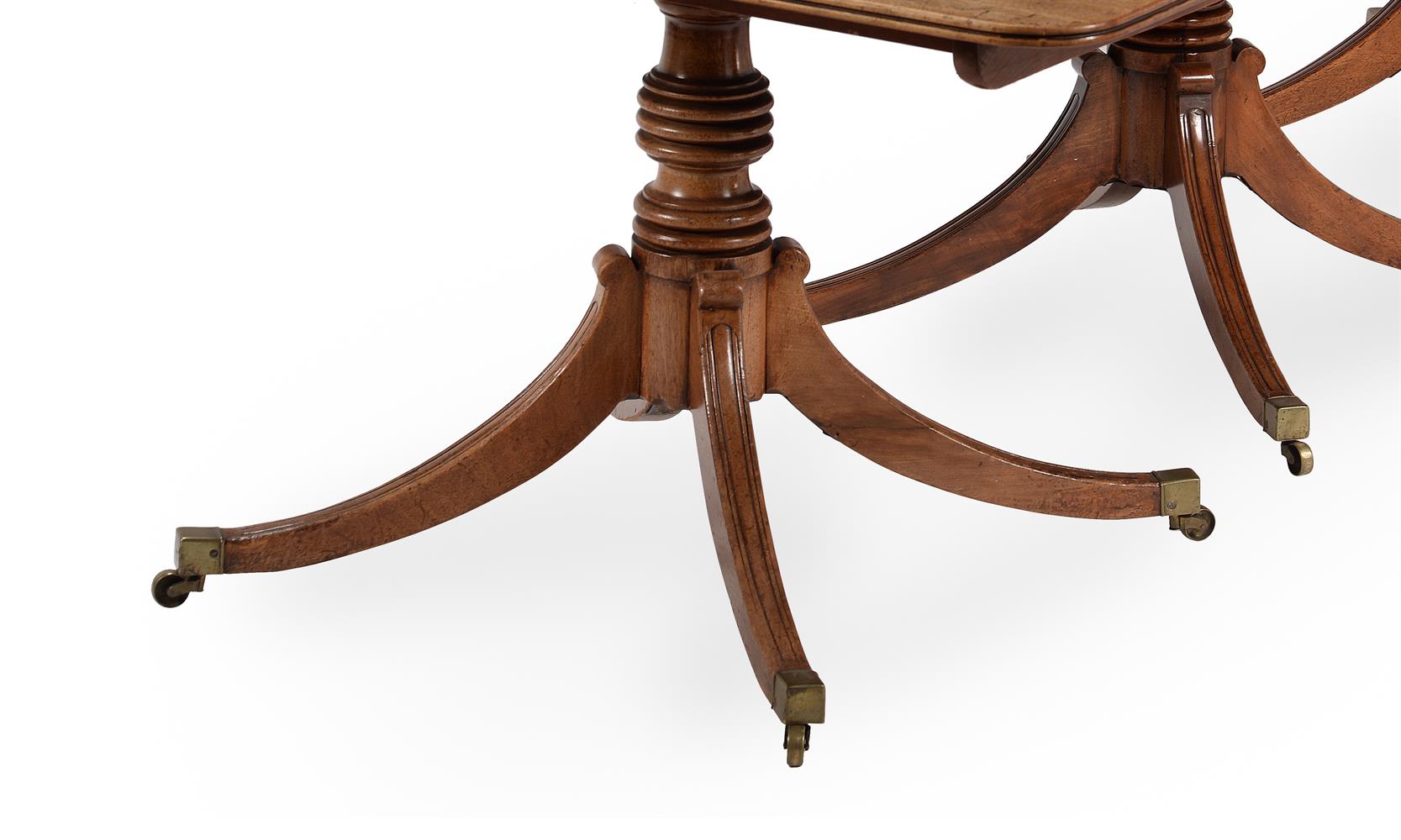 A MAHOGANY TRIPLE PILLAR DINING TABLE, EARLY 19TH CENTURY AND LATER - Image 3 of 3