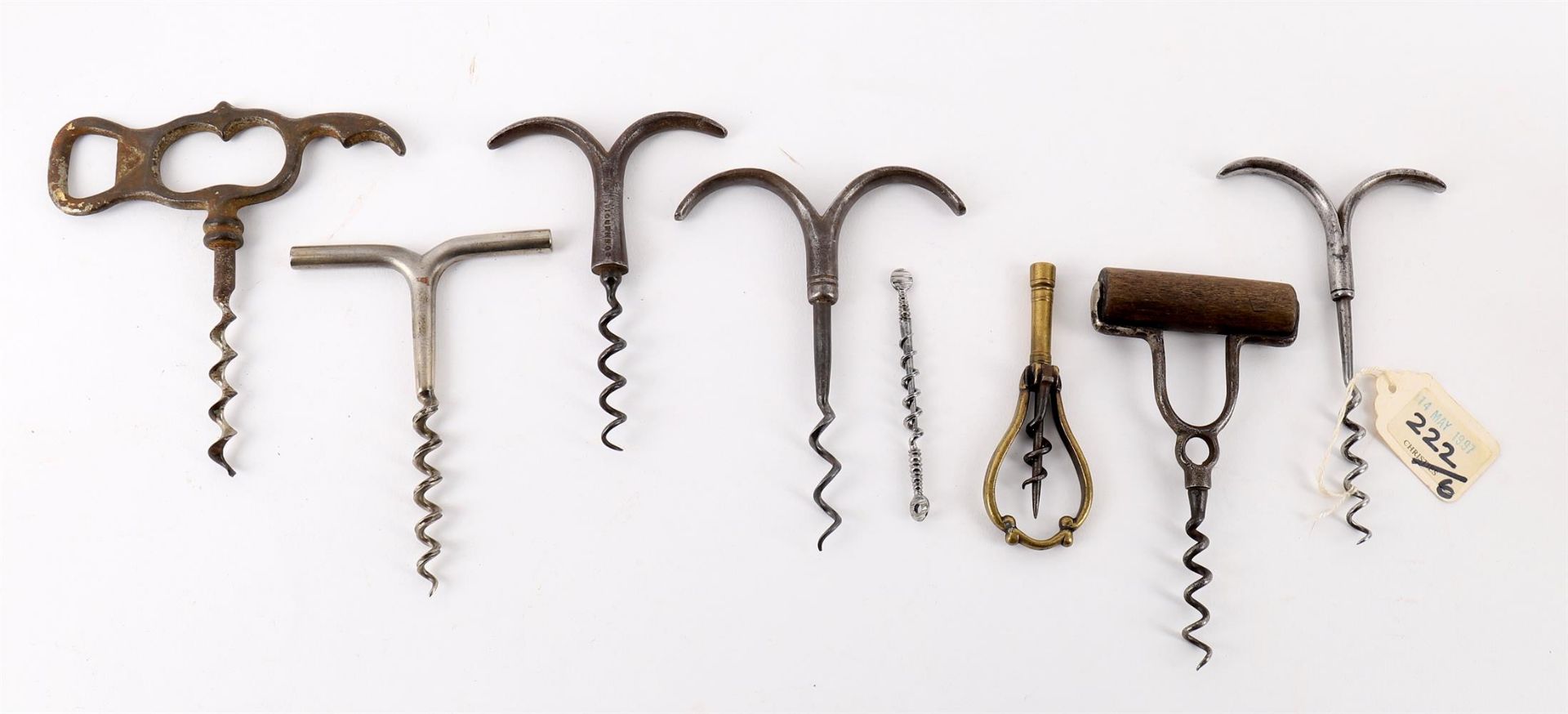 Corkscrews assorted to include three steel handled single pulls - Image 2 of 6