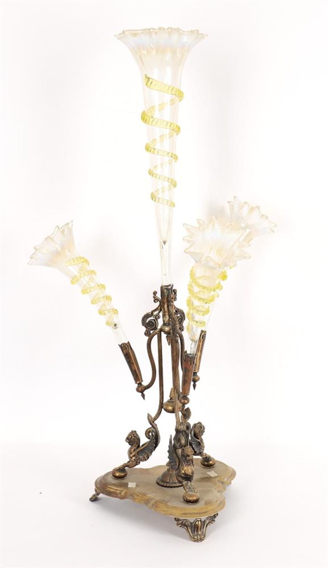 An electro-plated epergne by Walker & Hall - Bild 2 aus 3