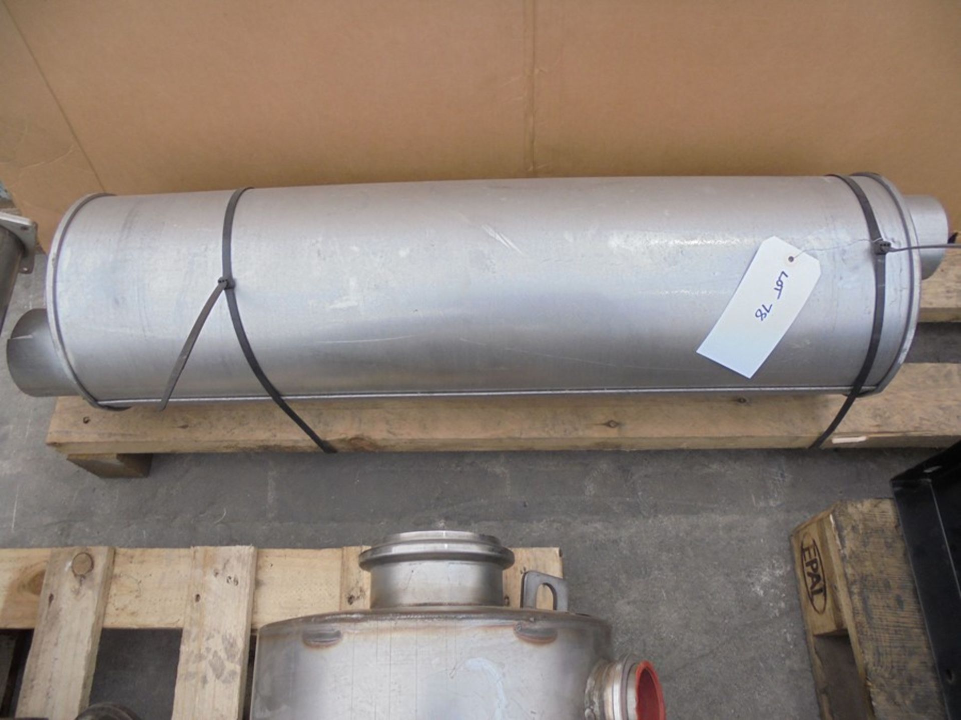 New exhaust pipe. - Image 2 of 2
