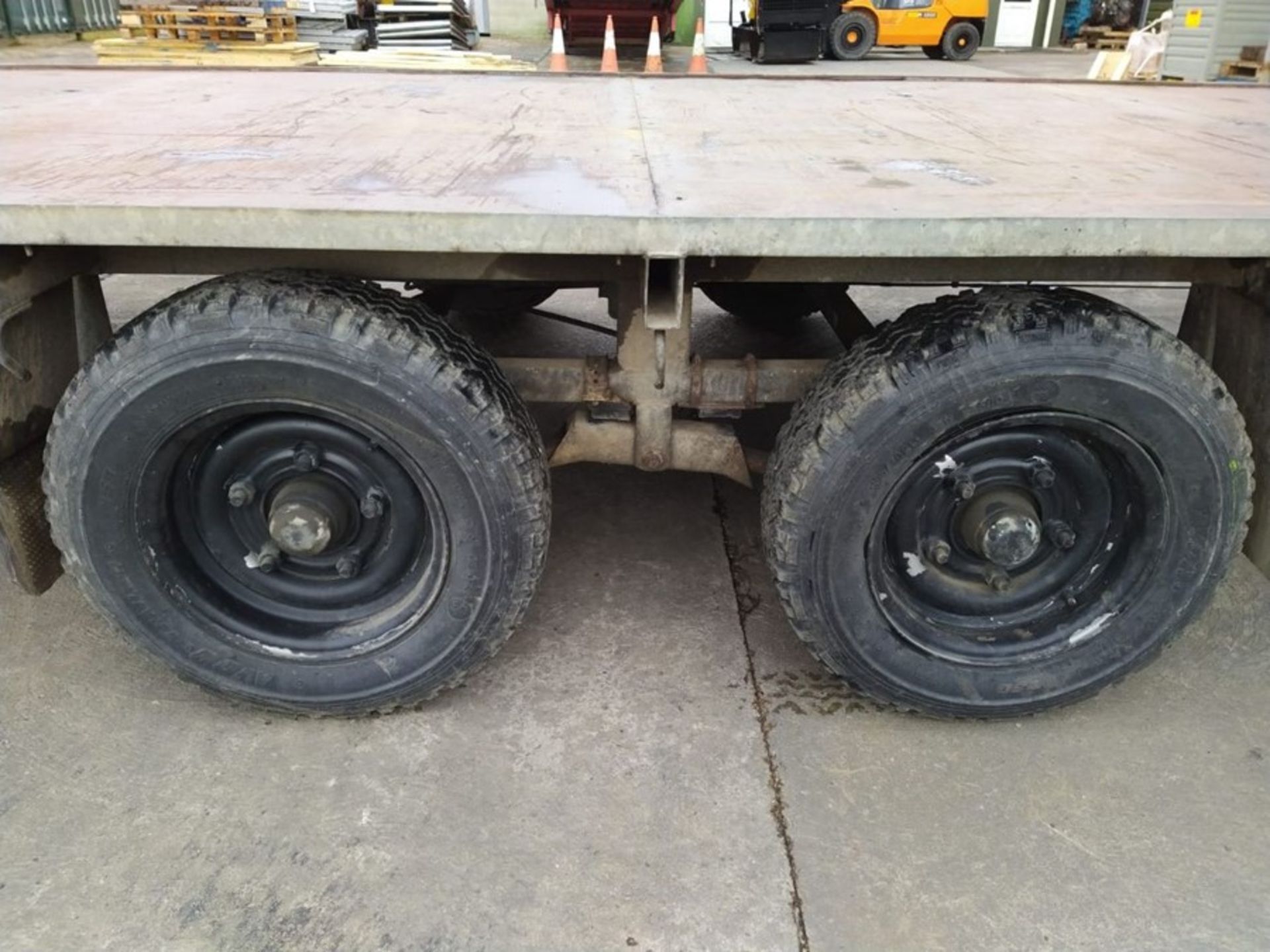 Double axle rough terrain 14 foot trailer with ramps and manual winch, very little used. RM Trailers - Image 4 of 6