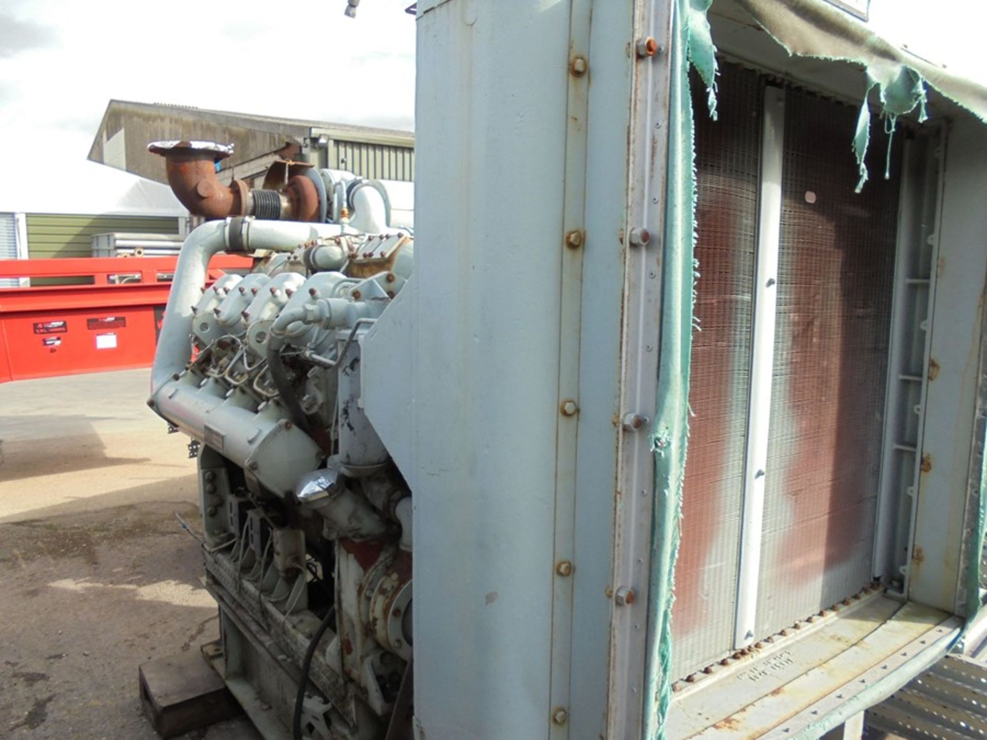 Dorman 8QT engines with radiator, 280bhp@1000rpm. - Image 2 of 5