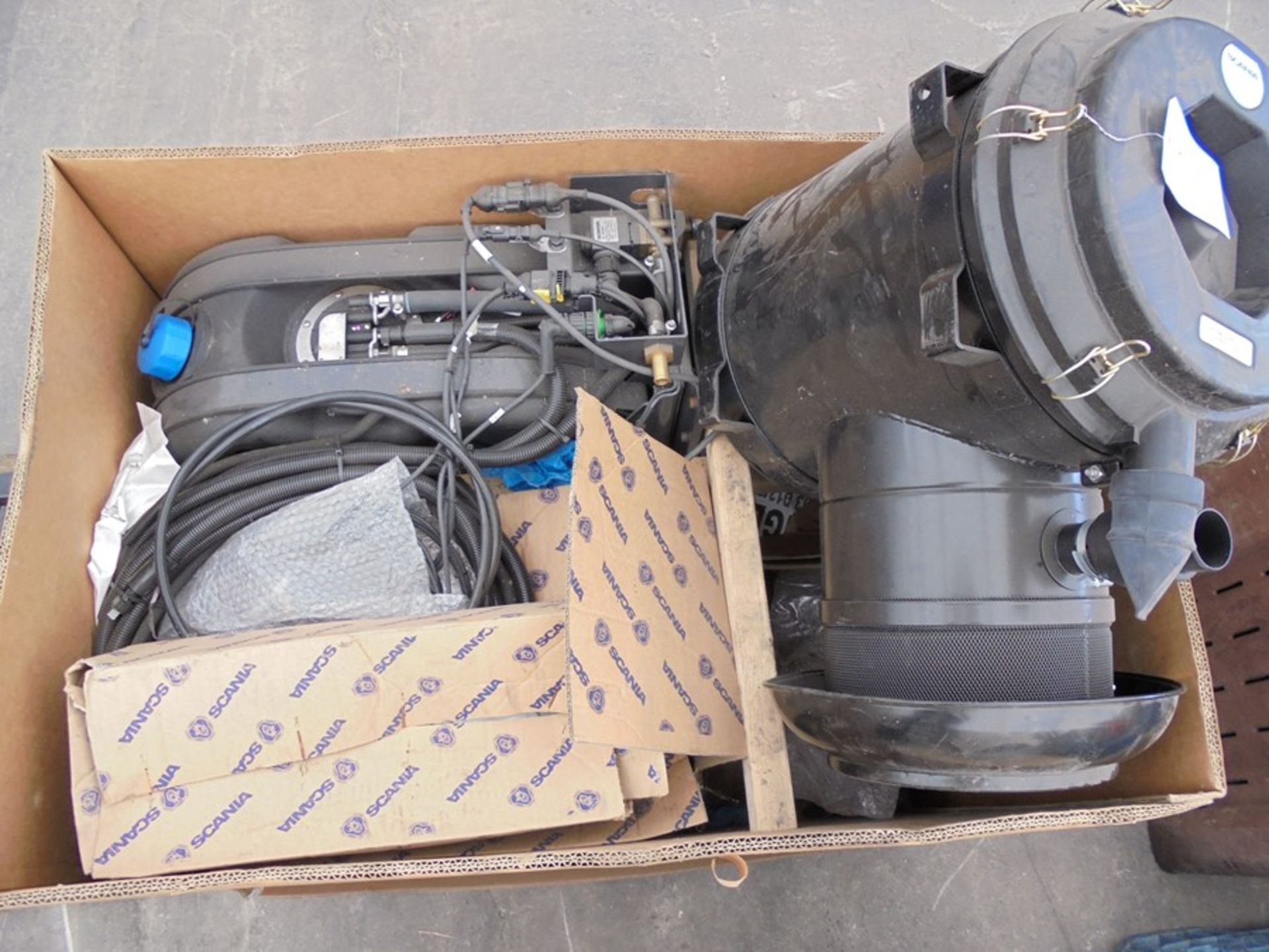 Misc new Scania parts, AD-Blue system, DPF/Cat conv etc.