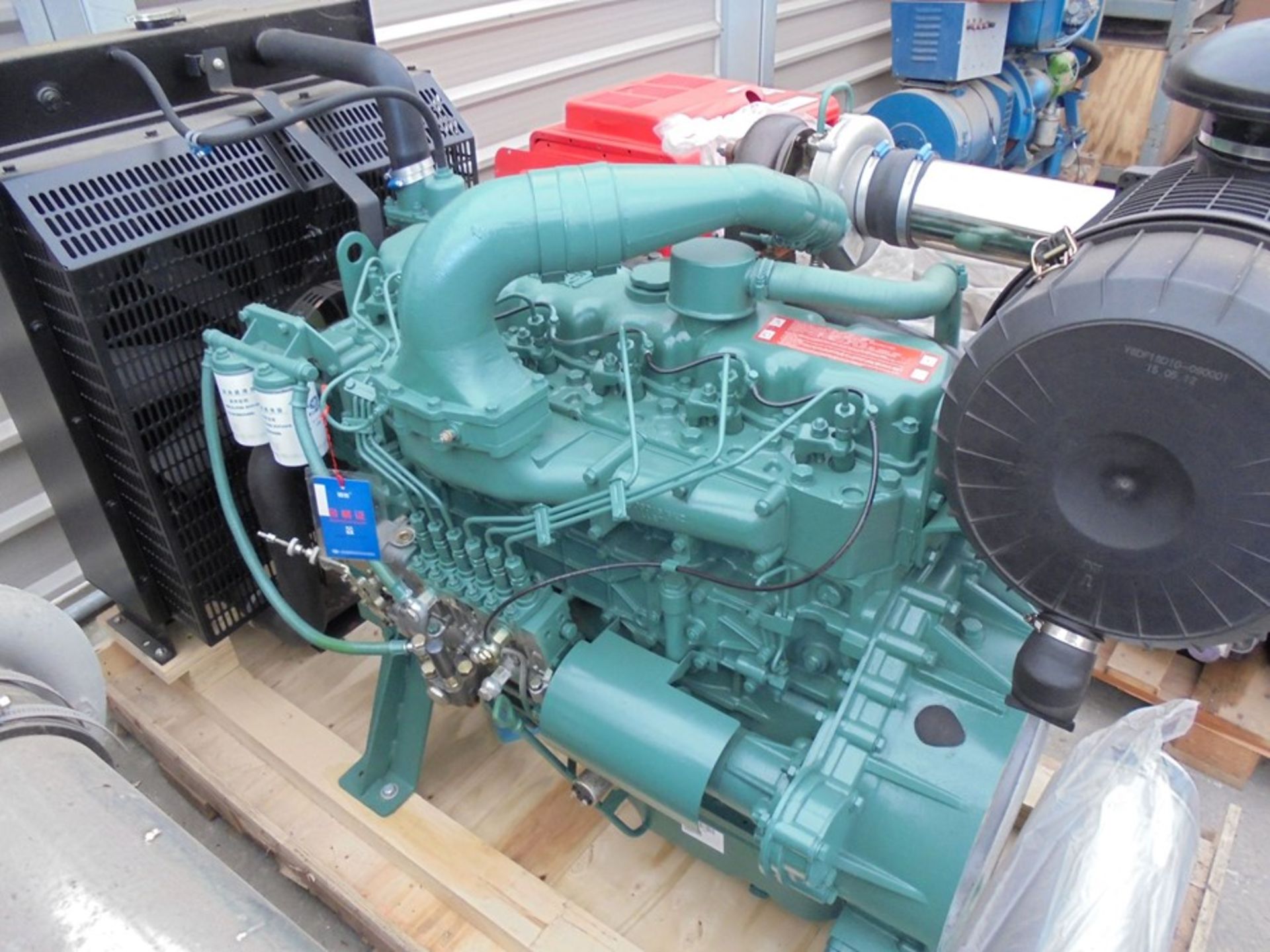 New FAWDE/Wuxi 6 cylinder engine CA6DF20-14D engine with radiator and air cleaner assy, 110kw@ - Image 5 of 6