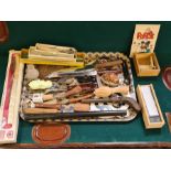 Mixed tray lot to include cased cutlery, flintlock pistol, woooden carved bread knife, dominos,