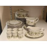 Royal Doulton Vanity Fair dinner wares comprising 6 large dinner plates, 9 side plates, 9 soup