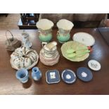 Mixed lot to include Carlton ware salad bowl and servers, Grimwades Royal Winton Dragon teaset, pair