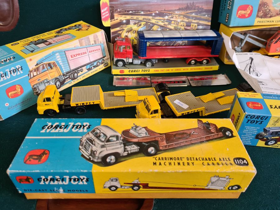 Mixed Corgi lot to include Corgi Major 1137 Ford tilt cab 'H' series with detachable trailer, - Image 8 of 8