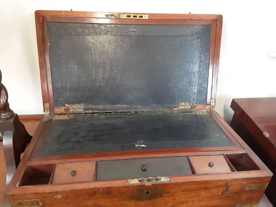 Large Victorian mahogany writing slope with fitted interior and concealed drawers with brass - Image 4 of 4