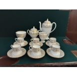 Wedgwood gilt Gold Florentine coffee set comprising 6 cups, 6 saucers, coffee pot, sugar and cream