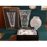 Large 30cm Nachtmann Harlekin crystal vase together with a pair of Dartington Regal stemmed drinking