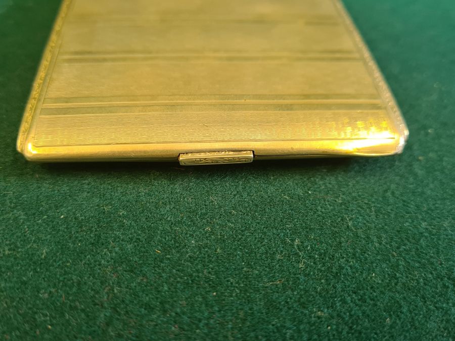 High quality engine turned cigarette case with gilt interior for Selfridges, London, 128g. - Image 4 of 5